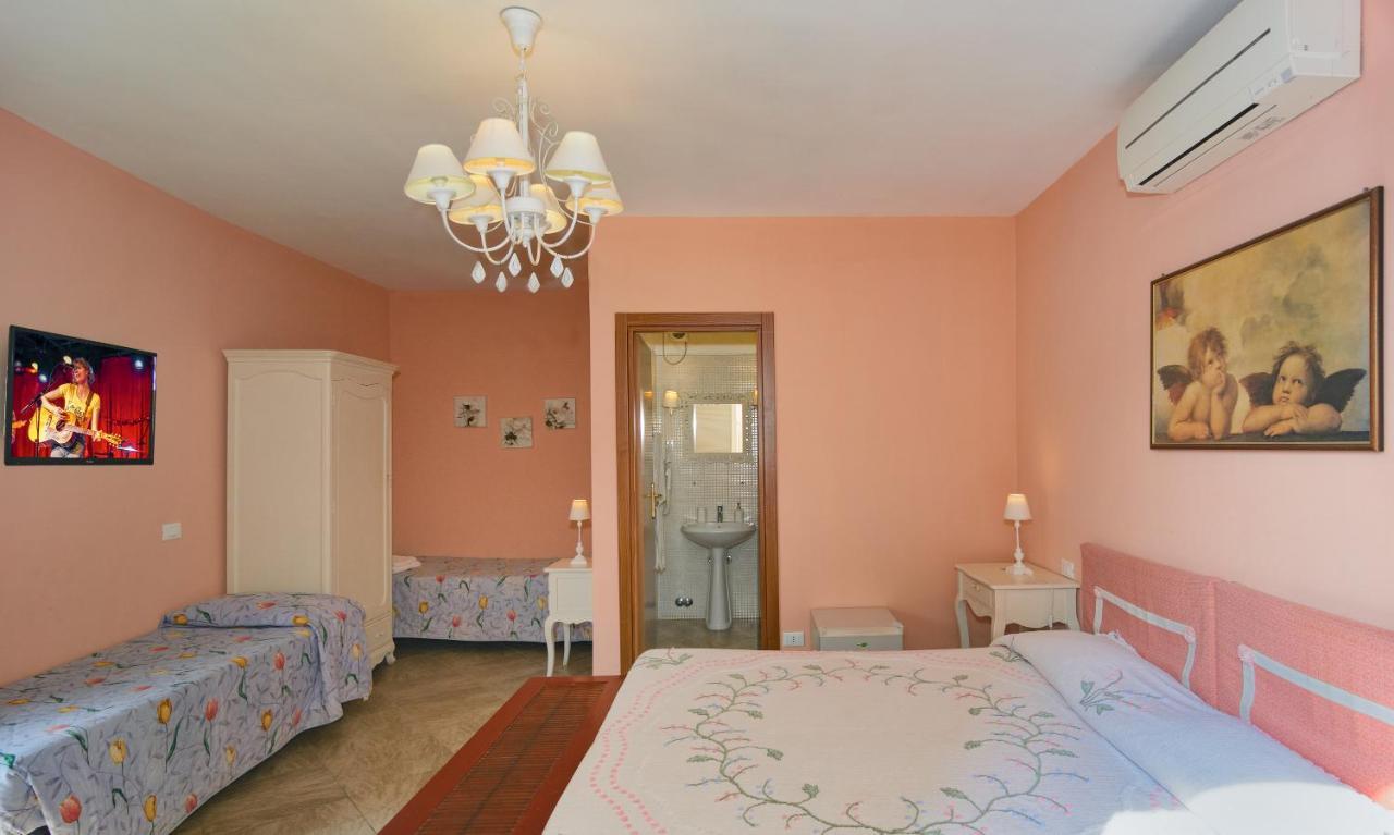 La Papaya Guest house